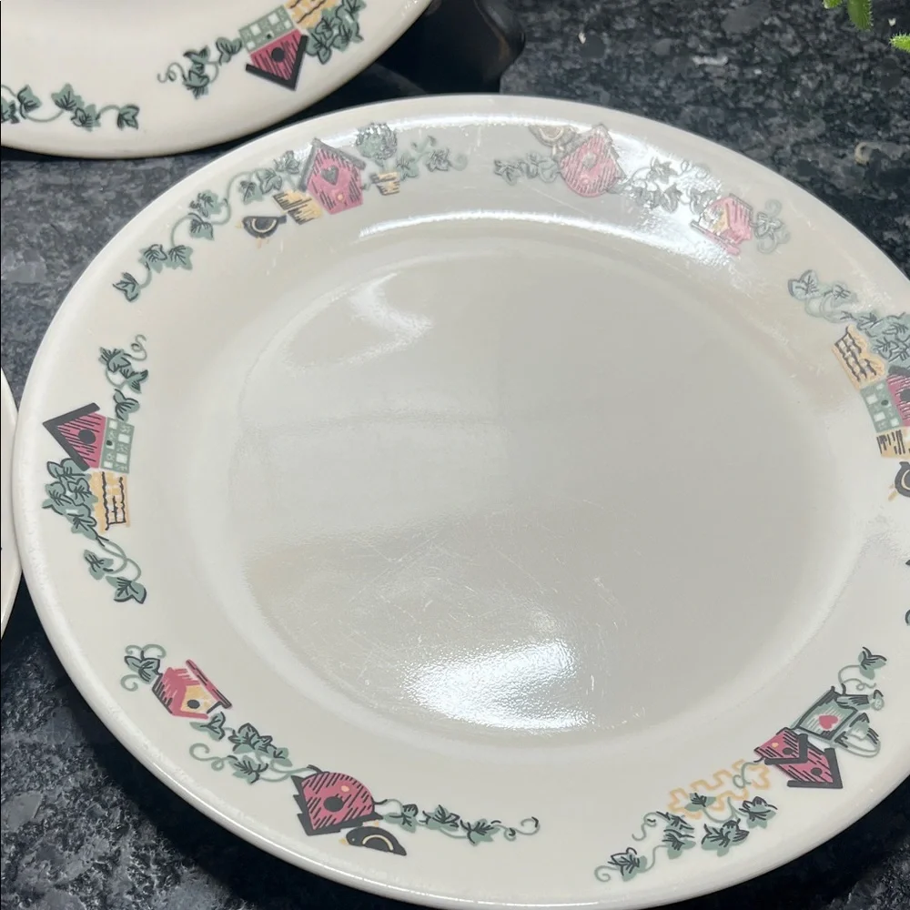 Corelle Dinner Plates. GARDEN HOME  - Set of 3. EXC CONDITION